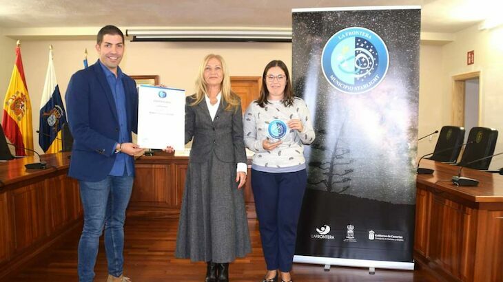 La Frontera receives the certificate of Starlight Municipality